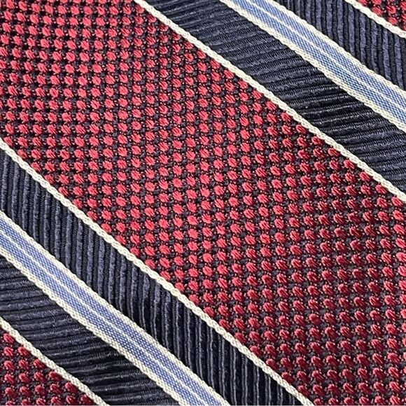 Jos. A. Bank Heritage Collection Silk Tie - Picture 3 of 4